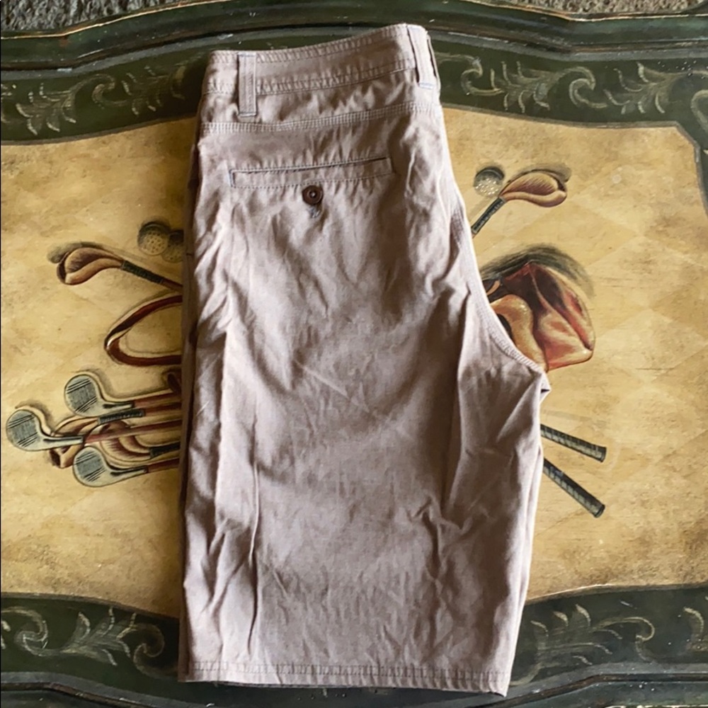 Brown O’Neil lightweight hybrid shorts - Picture 4 of 5
